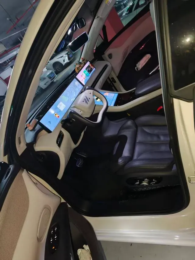 2023 IM LS7 BEV 90KWH,autocango,china used car exporter,china ev exporter,chinese used car exporter,chinese used ev exporter