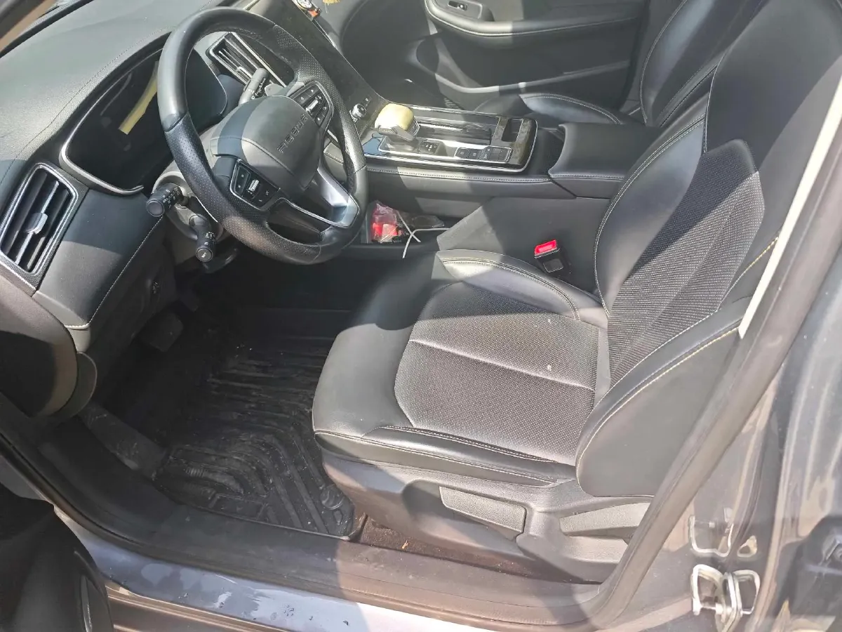 2020 Roewe i6 MAX 1.5T 173HP L4 7DCT,autocango,china used car exporter,china ev exporter,chinese used car exporter,chinese used ev exporter