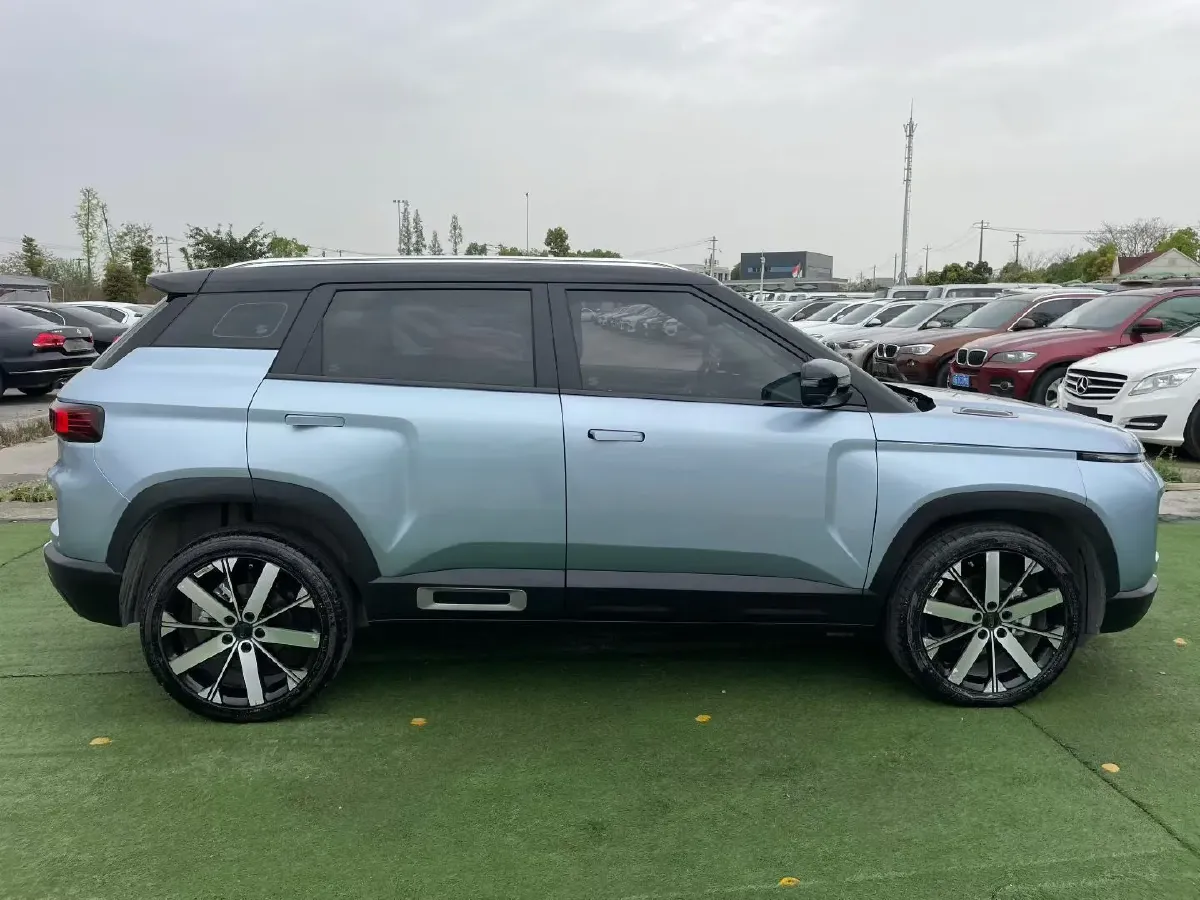 2023 Geely ICON 1.5T 181HP L4 7DCT,autocango,china used car exporter,china ev exporter,chinese used car exporter,chinese used ev exporter