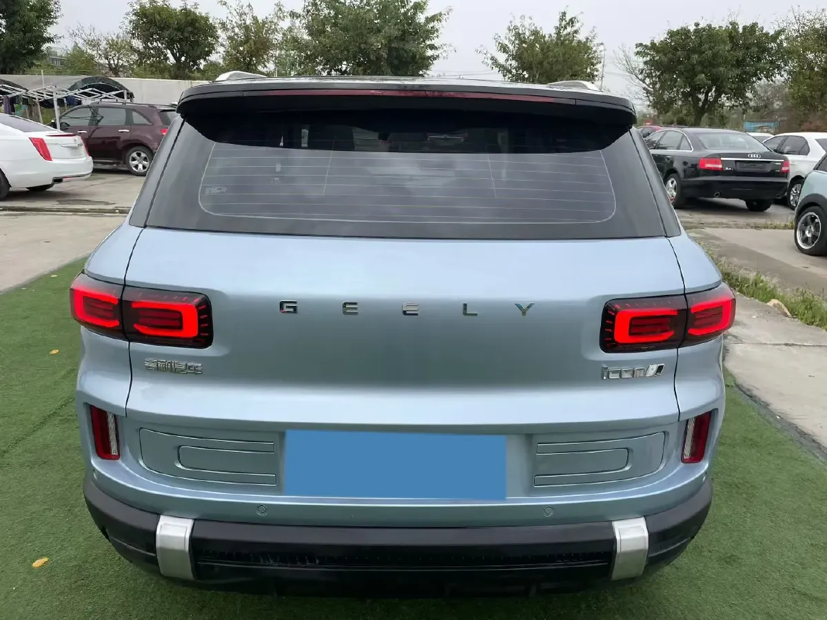 2023 Geely ICON 1.5T 181HP L4 7DCT,autocango,china used car exporter,china ev exporter,chinese used car exporter,chinese used ev exporter