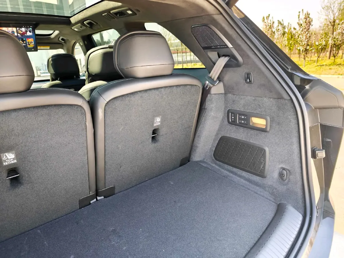 2025 ONVO L90 BEV,autocango,china used car exporter,china ev exporter,chinese used car exporter,chinese used ev exporter