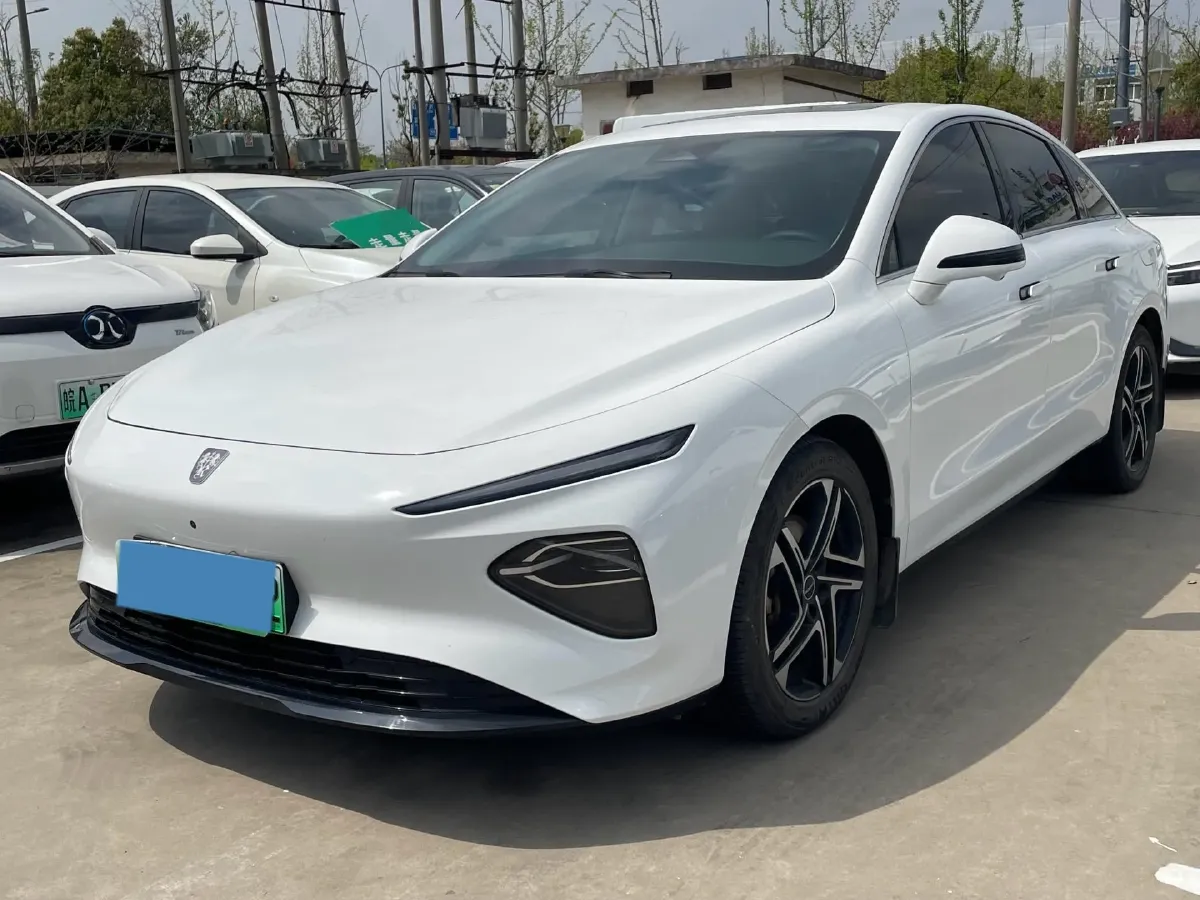 2023 Roewe D7 BEV 59.2KWH,autocango,china used car exporter,china ev exporter,chinese used car exporter,chinese used ev exporter