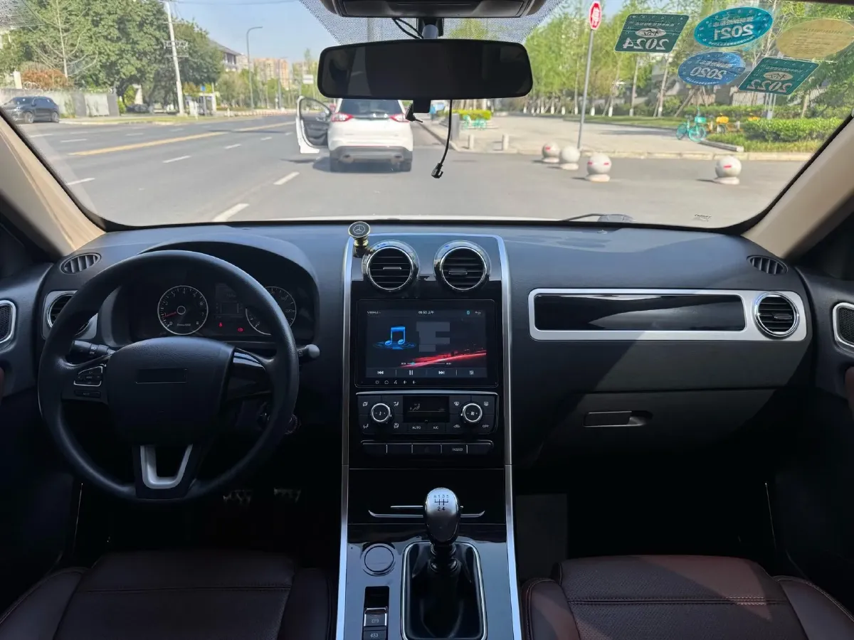 2017 JMC YuHu 7 2.4T 140HP L4 5MT,autocango,china used car exporter,china ev exporter,chinese used car exporter,chinese used ev exporter