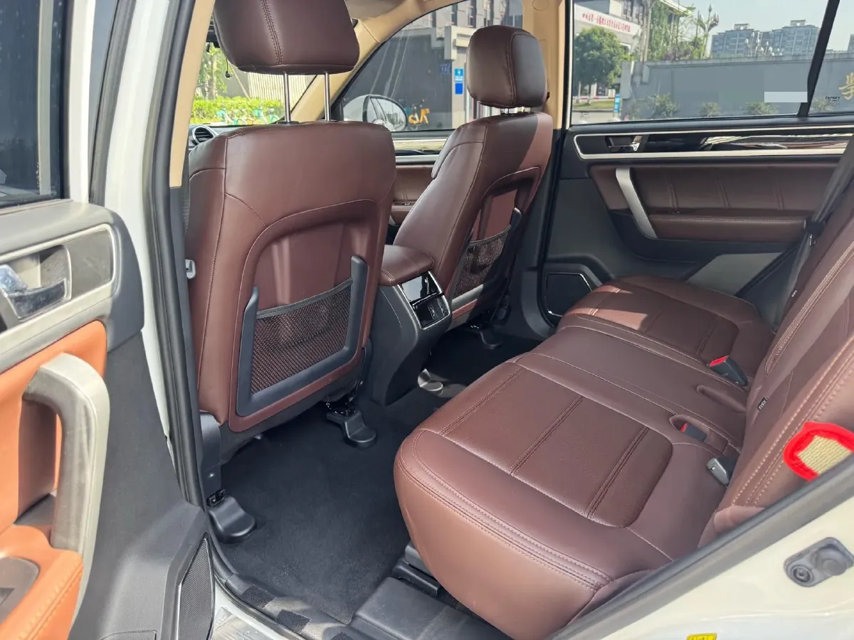 2017 JMC YuHu 7 2.4T 140HP L4 5MT,autocango,china used car exporter,china ev exporter,chinese used car exporter,chinese used ev exporter