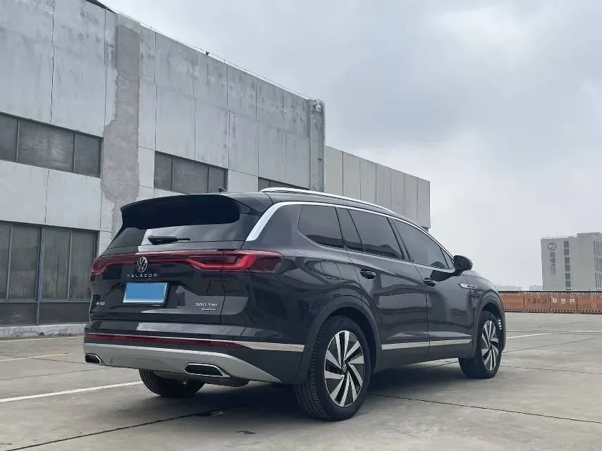 2022 Volkswagen Talagon 2.0T 220HP L4 7DCT,autocango,china used car exporter,china ev exporter,chinese used car exporter,chinese used ev exporter