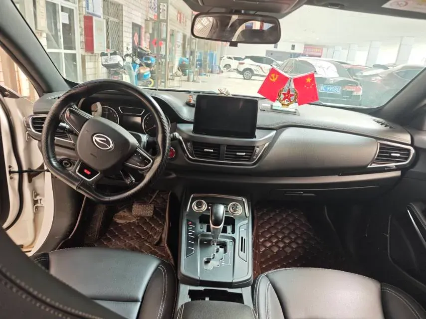 2018 Landwind XiaoYao 1.5T 163HP L4 CVT,autocango,china used car exporter,china ev exporter,chinese used car exporter,chinese used ev exporter