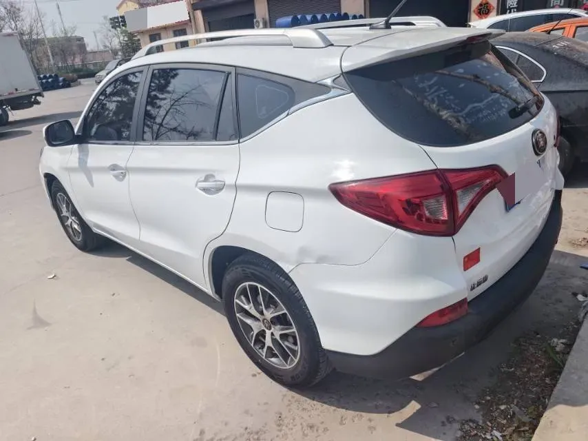 2016 BYD Song 1.5T 154HP L4 6MT,autocango,china used car exporter,china ev exporter,chinese used car exporter,chinese used ev exporter