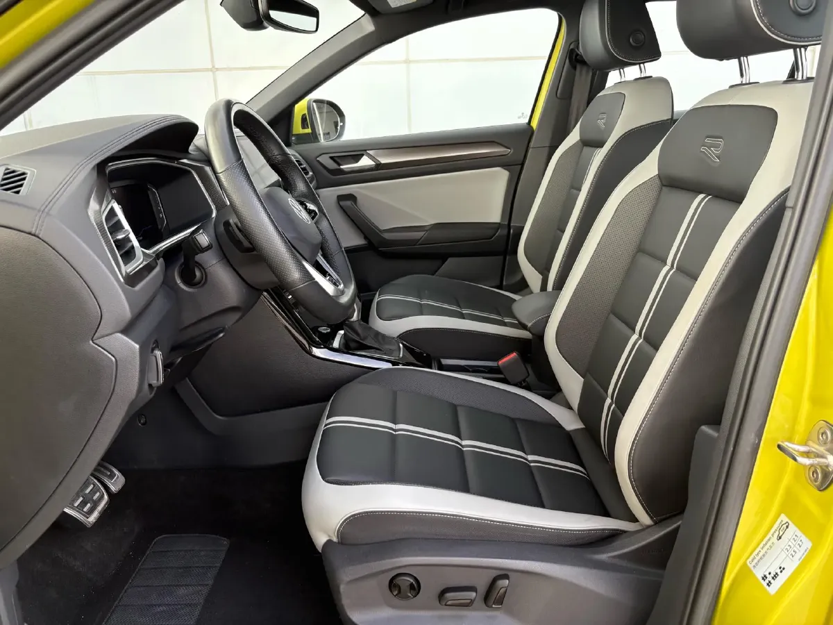 2023 Volkswagen T-Roc 1.5T 160HP L4 7DCT,autocango,china used car exporter,china ev exporter,chinese used car exporter,chinese used ev exporter