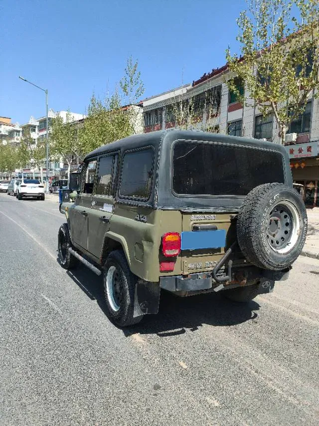 2016 BAW 212 2.0L 102HP L4 5MT,autocango,china used car exporter,china ev exporter,chinese used car exporter,chinese used ev exporter