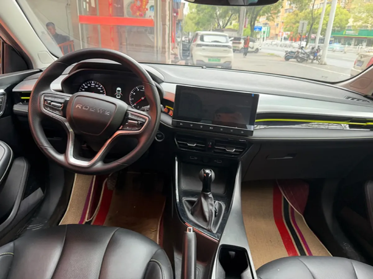 2021 Roewe i5 1.5L 120HP L4 5MT,autocango,china used car exporter,china ev exporter,chinese used car exporter,chinese used ev exporter