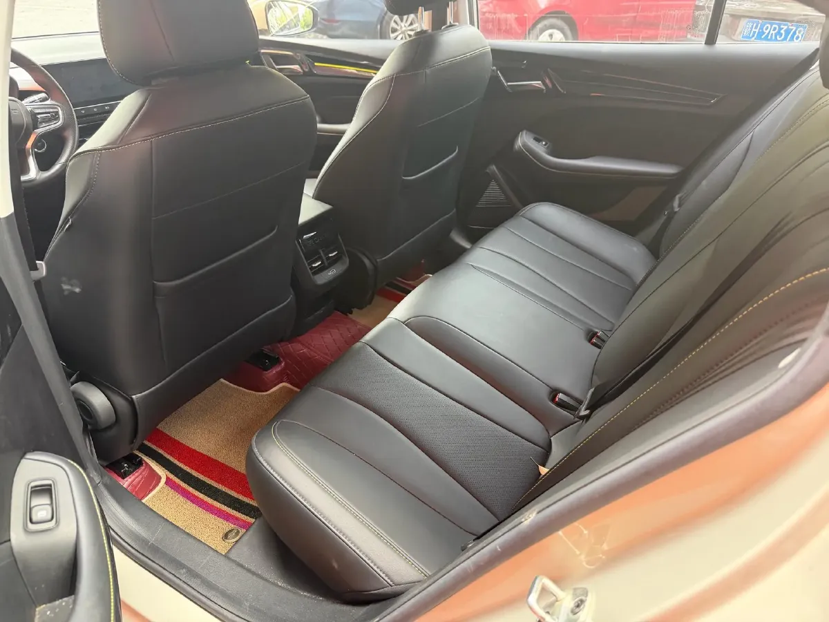 2021 Roewe i5 1.5L 120HP L4 5MT,autocango,china used car exporter,china ev exporter,chinese used car exporter,chinese used ev exporter