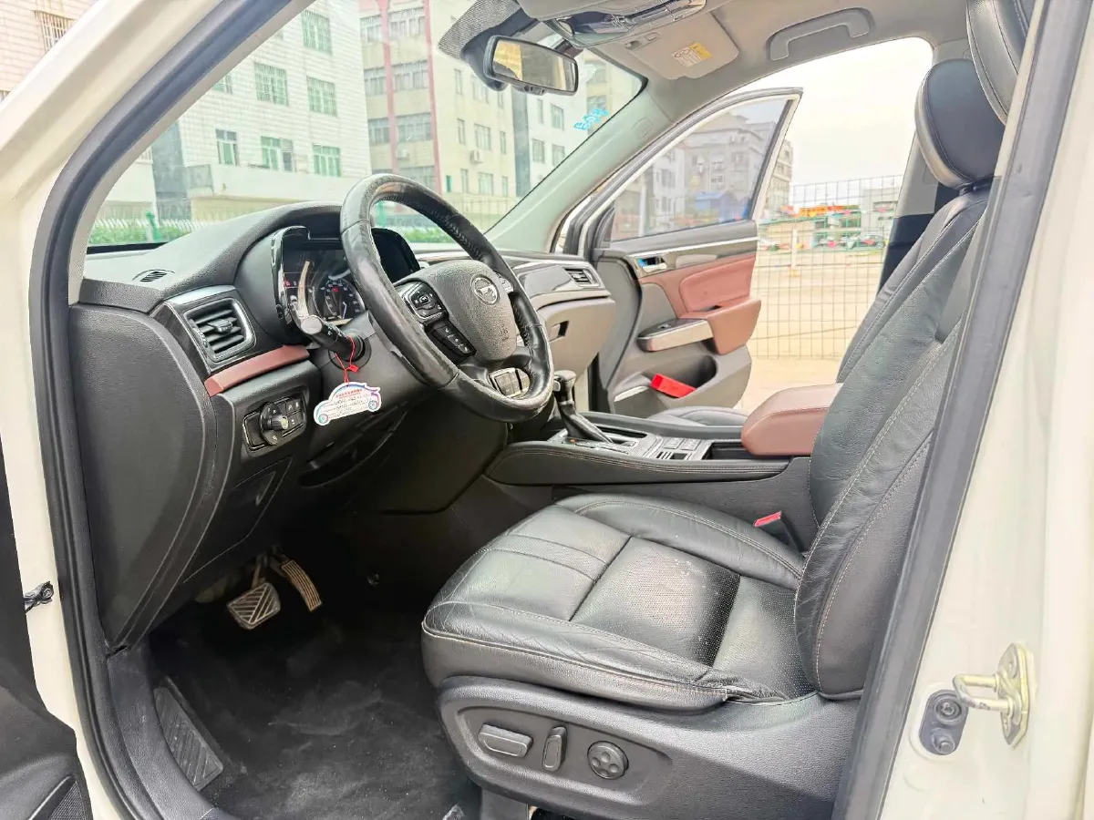 2017 GAC Trumpchi GS8 2.0T 201HP L4 6AT,autocango,china used car exporter,china ev exporter,chinese used car exporter,chinese used ev exporter