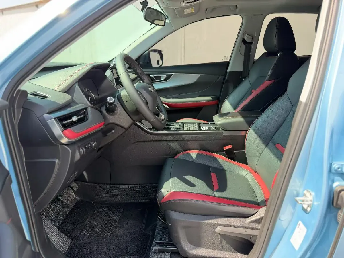 2022 Chery Tiggo 5x 1.5L 116HP L4 CVT,autocango,china used car exporter,china ev exporter,chinese used car exporter,chinese used ev exporter