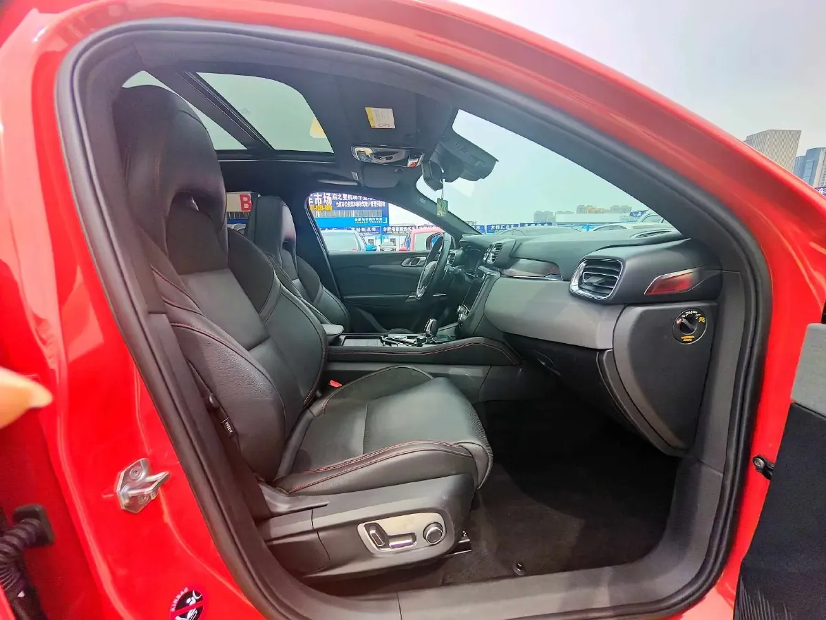 2019 LYNK&CO 01 2.0T 190HP L4 6AT,autocango,china used car exporter,china ev exporter,chinese used car exporter,chinese used ev exporter