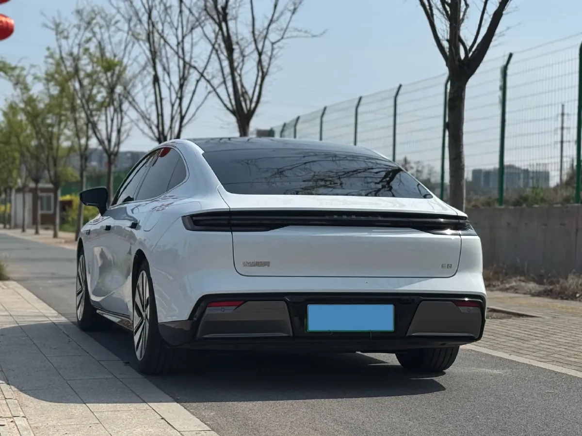 2024 Geely Galaxy E8 BEV 76KWH,autocango,china used car exporter,china ev exporter,chinese used car exporter,chinese used ev exporter