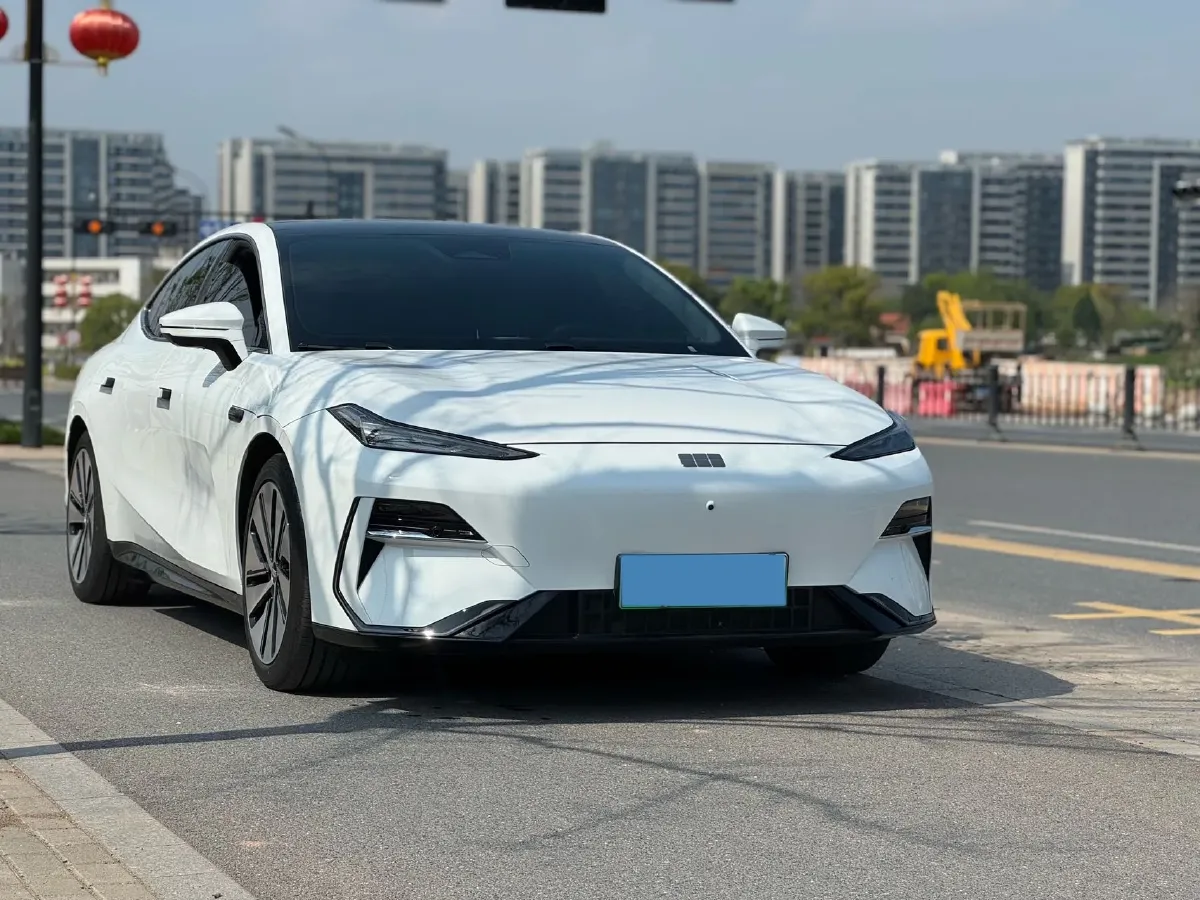 2024 Geely Galaxy E8 BEV 76KWH,autocango,china used car exporter,china ev exporter,chinese used car exporter,chinese used ev exporter