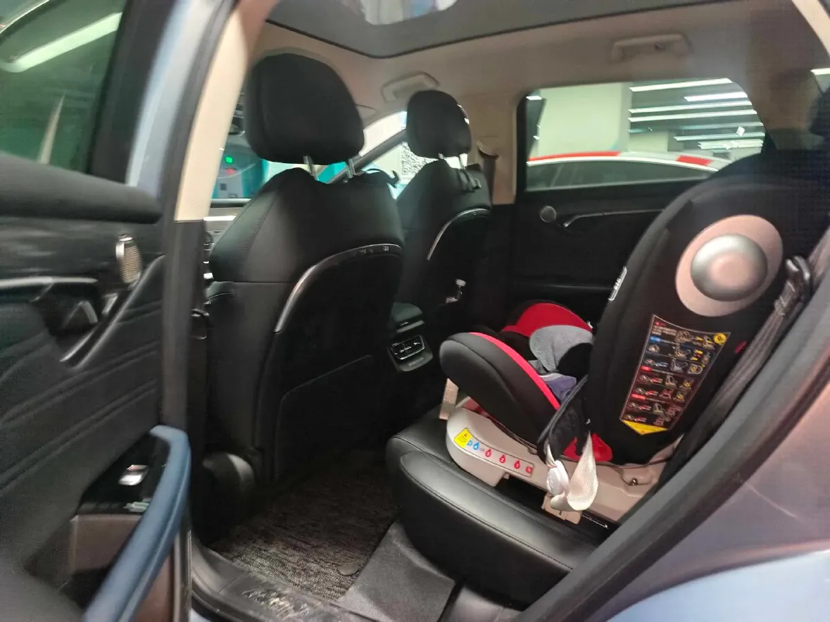 2021 Voyah FREE Range Extended 109HP REEV 33KWH,autocango,china used car exporter,china ev exporter,chinese used car exporter,chinese used ev exporter