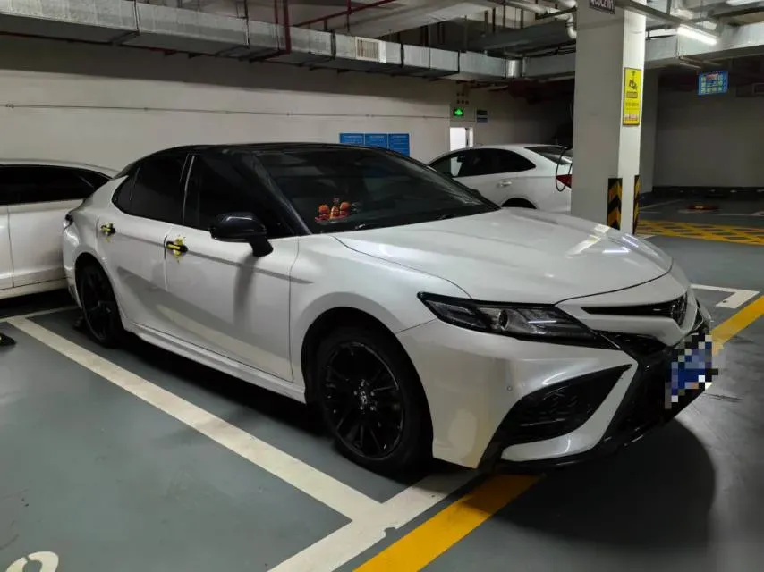 2023 Toyota Camry 2.5L 207HP L4 8AT,autocango,china used car exporter,china ev exporter,chinese used car exporter,chinese used ev exporter