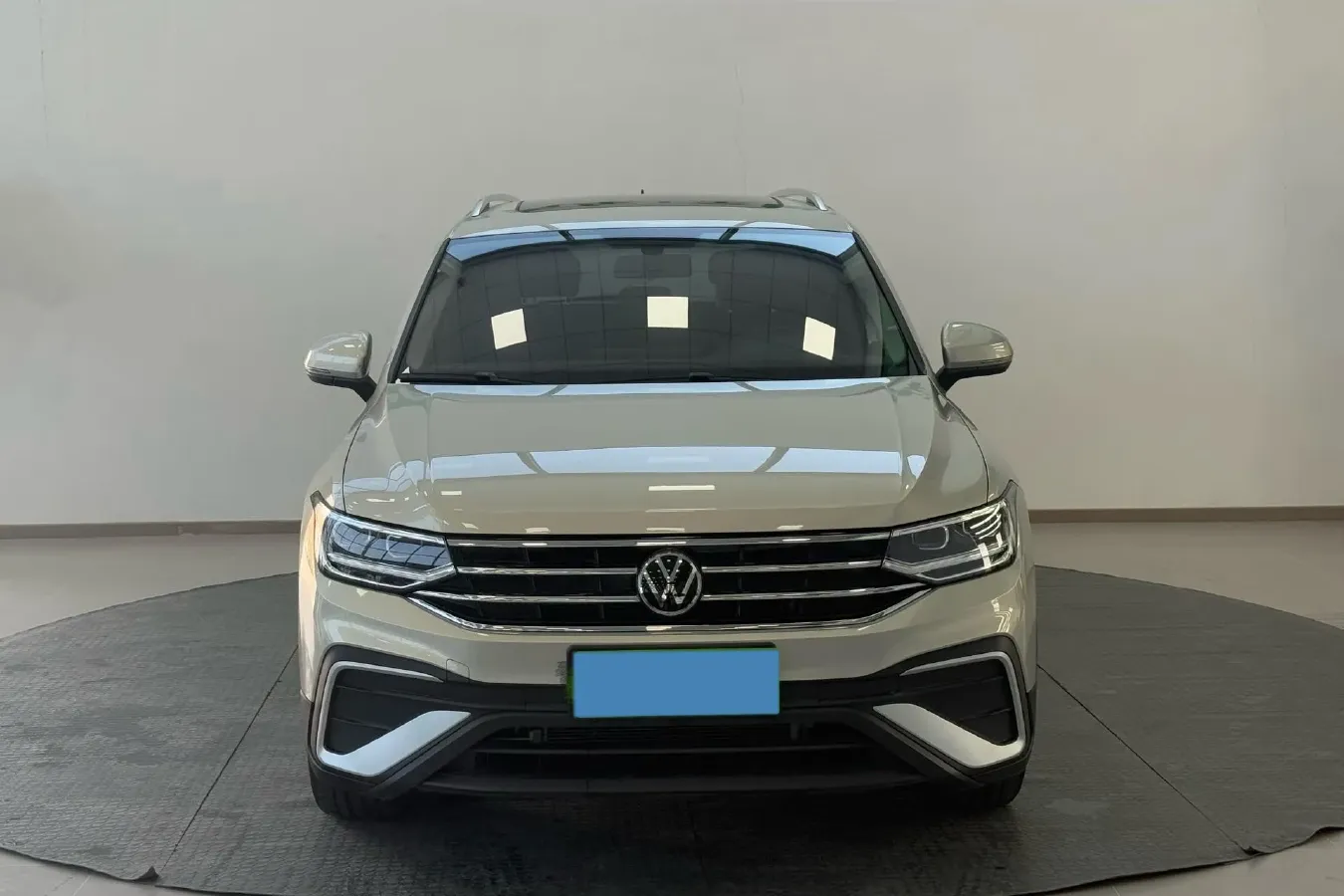 2023 Volkswagen Tiguan L 1.4T 150HP L4 7DCT,autocango,china used car exporter,china ev exporter,chinese used car exporter,chinese used ev exporter