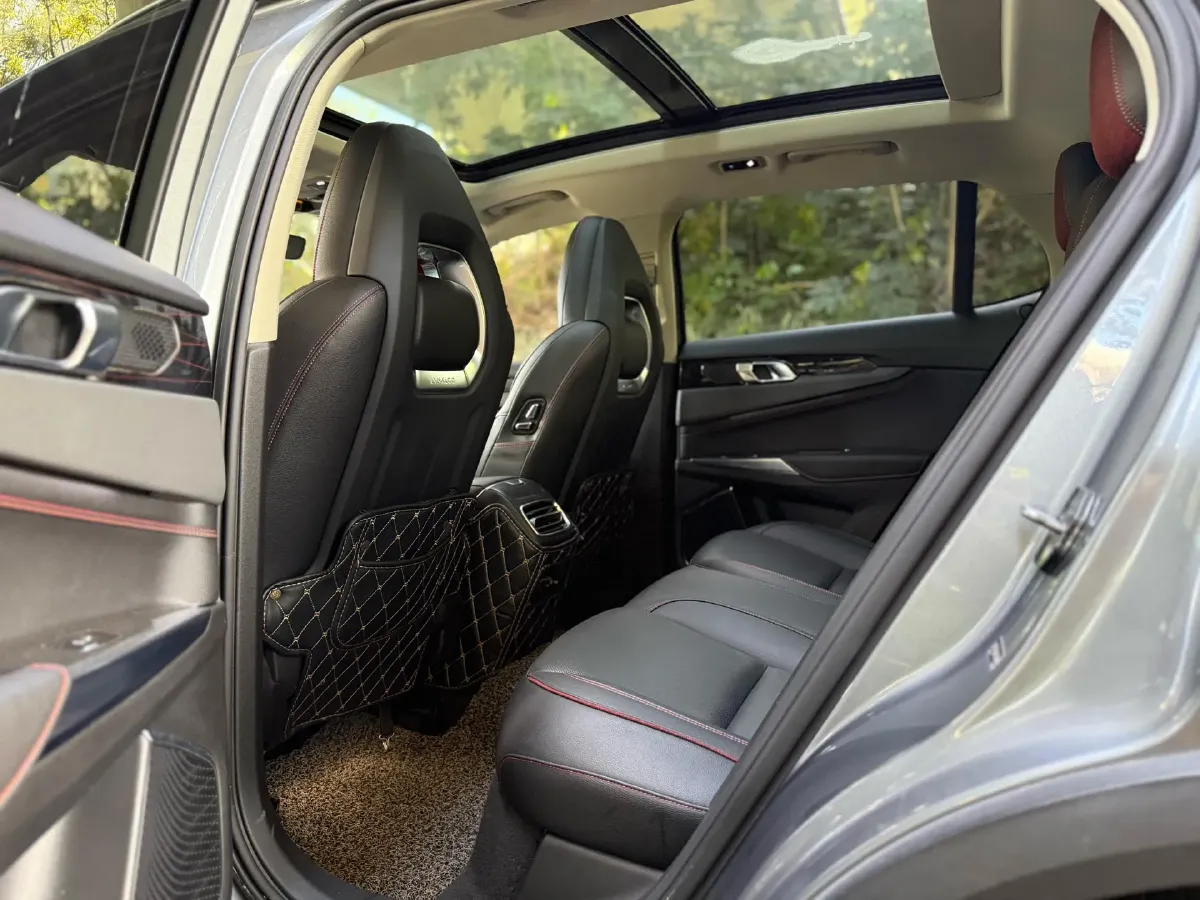 2019 LYNK&CO 01 2.0T 190HP L4 6AT,autocango,china used car exporter,china ev exporter,chinese used car exporter,chinese used ev exporter