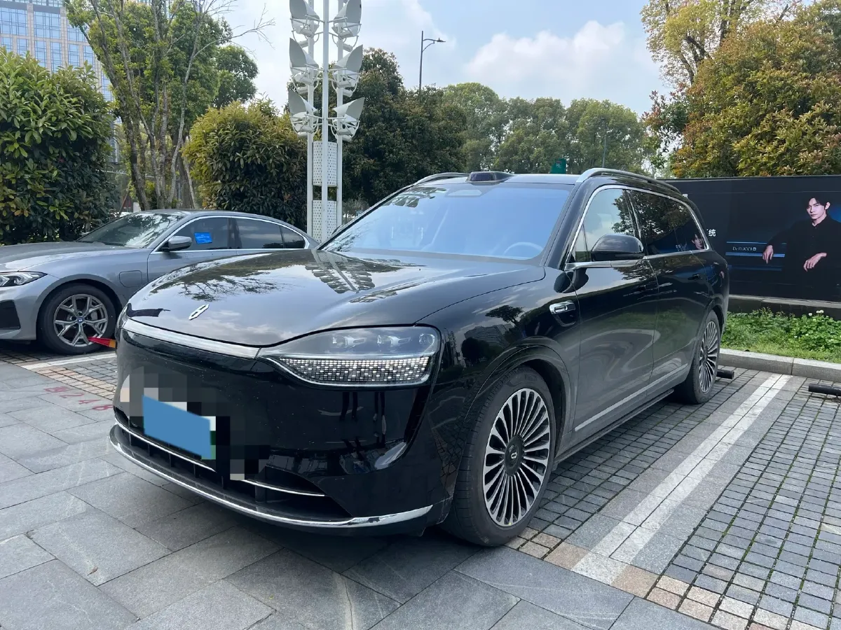 2025 AITO AITO M9 REEV 160HP REEV 52KWH,autocango,china used car exporter,china ev exporter,chinese used car exporter,chinese used ev exporter