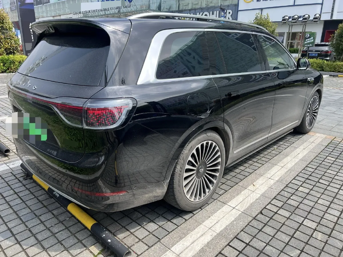 2025 AITO AITO M9 REEV 160HP REEV 52KWH,autocango,china used car exporter,china ev exporter,chinese used car exporter,chinese used ev exporter