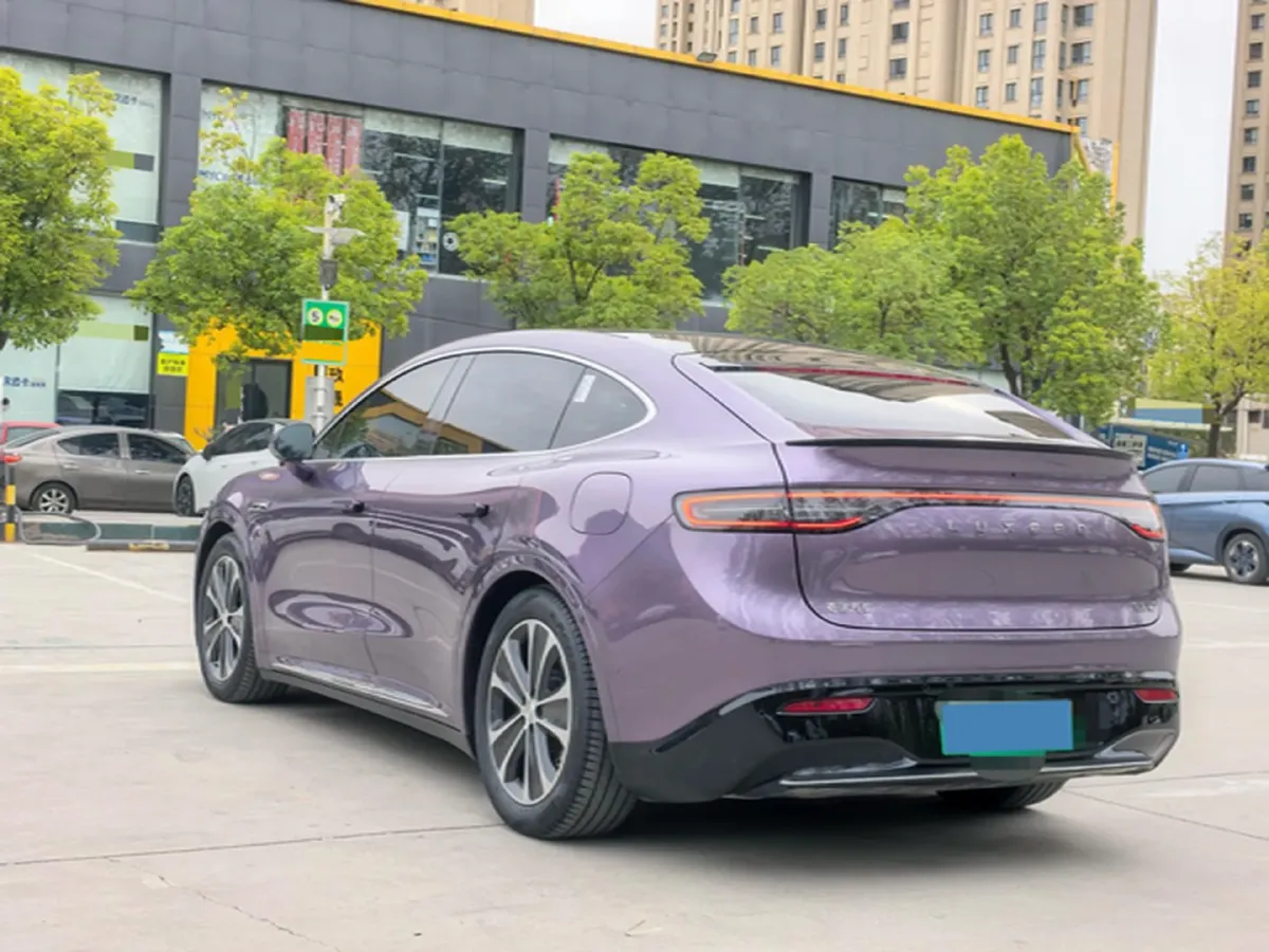2025 Luxeed R7 REEV 156HP REEV 37KWH,autocango,china used car exporter,china ev exporter,chinese used car exporter,chinese used ev exporter