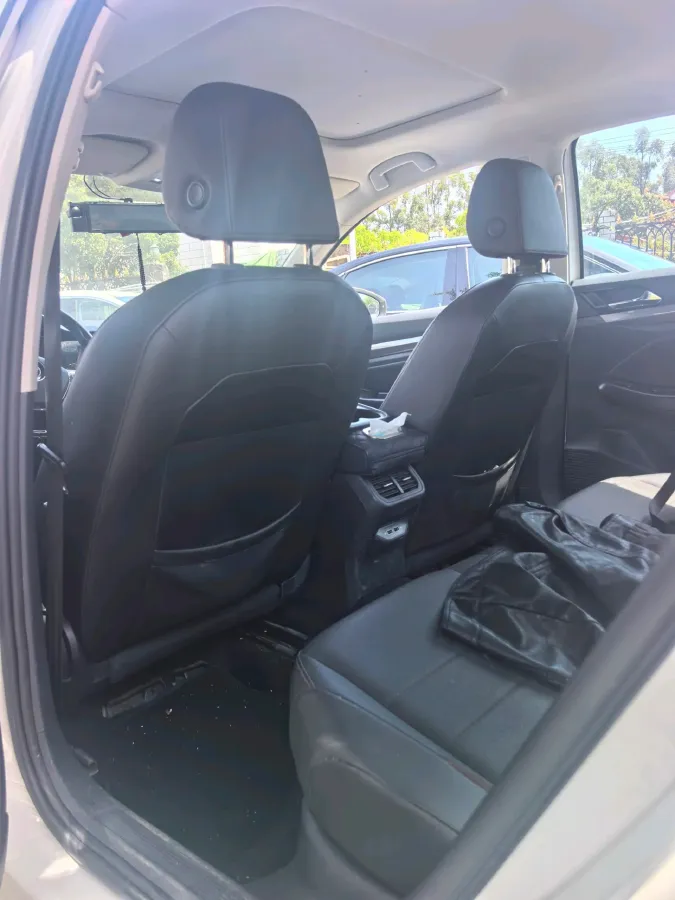 2021 Volkswagen Bora 1.5L 113HP L4 6AT,autocango,china used car exporter,china ev exporter,chinese used car exporter,chinese used ev exporter