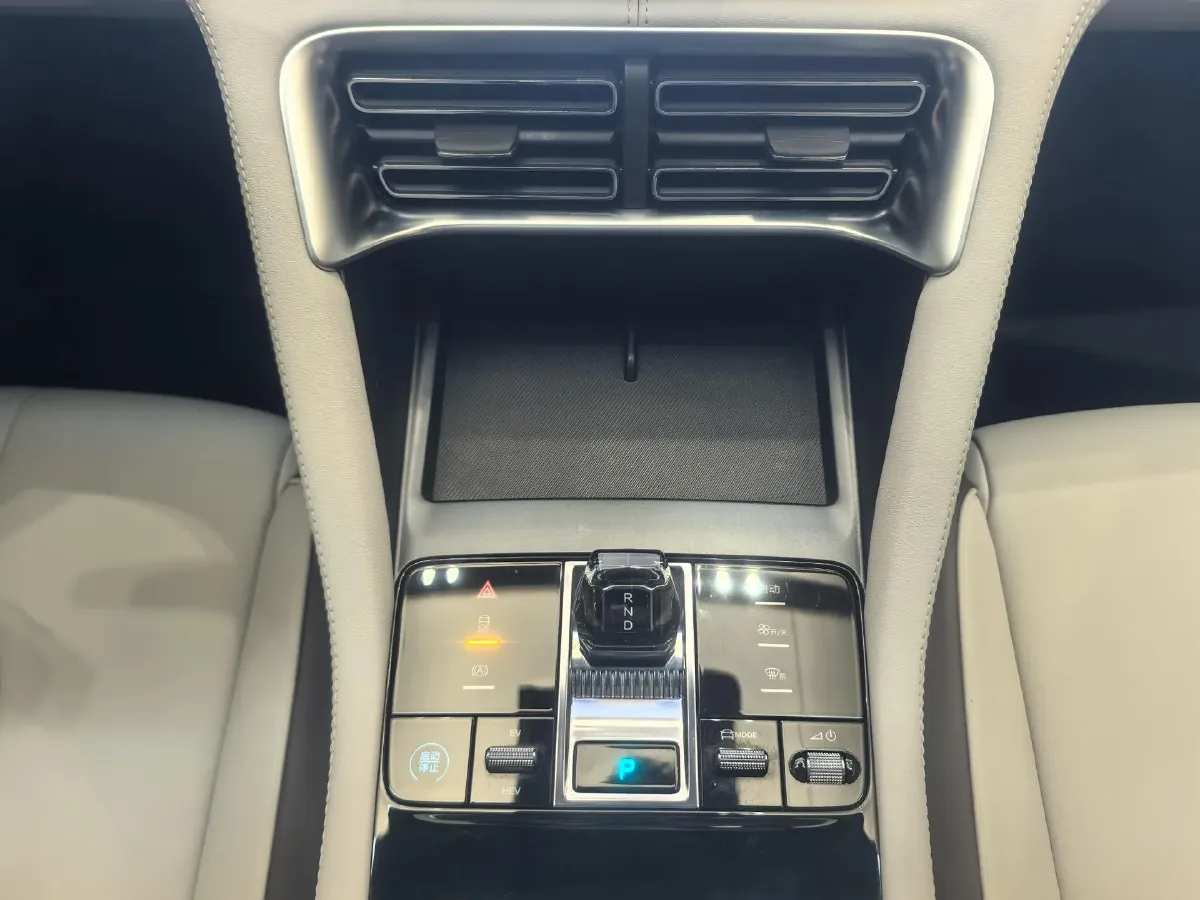 2025 BYD Song Plus 1.5L 101HP L4 E-CVT PHEV 18.3KWH,autocango,china used car exporter,china ev exporter,chinese used car exporter,chinese used ev exporter