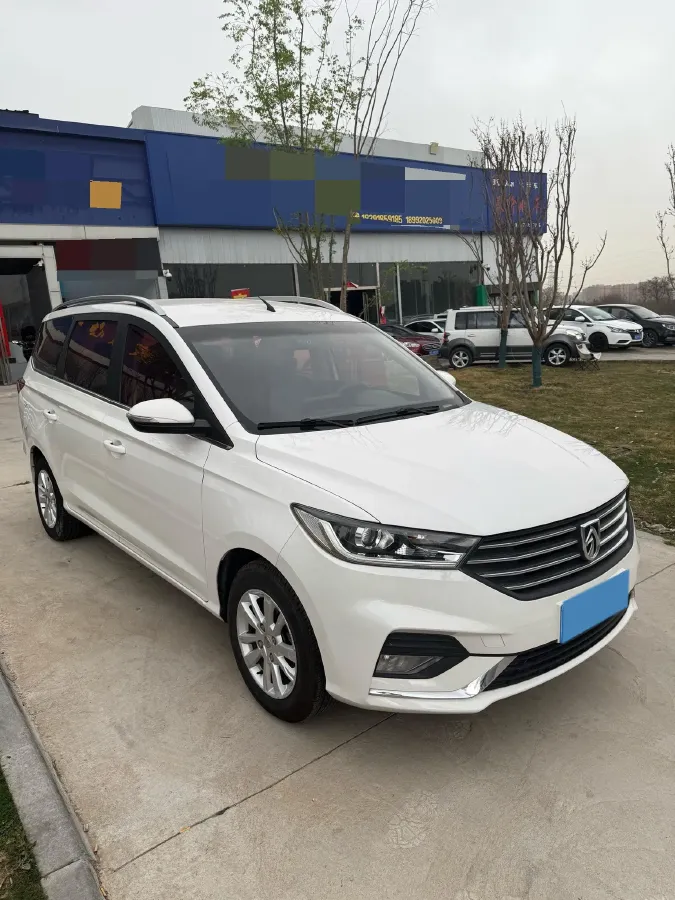 2018 BaoJun 360 1.5L 112HP L4 6MT,autocango,china used car exporter,china ev exporter,chinese used car exporter,chinese used ev exporter