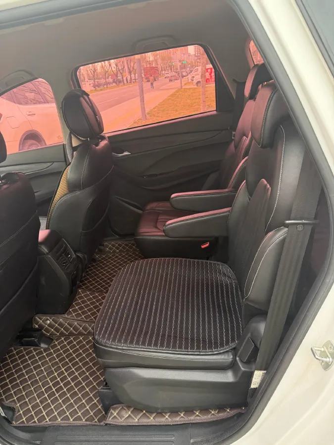 2018 BaoJun 360 1.5L 112HP L4 6MT,autocango,china used car exporter,china ev exporter,chinese used car exporter,chinese used ev exporter