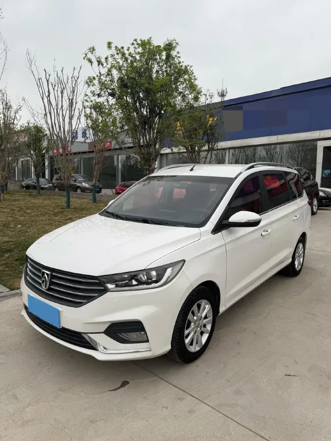 2018 BaoJun 360 1.5L 112HP L4 6MT,autocango,china used car exporter,china ev exporter,chinese used car exporter,chinese used ev exporter