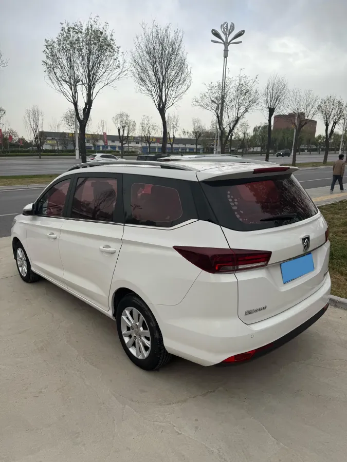 2018 BaoJun 360 1.5L 112HP L4 6MT,autocango,china used car exporter,china ev exporter,chinese used car exporter,chinese used ev exporter