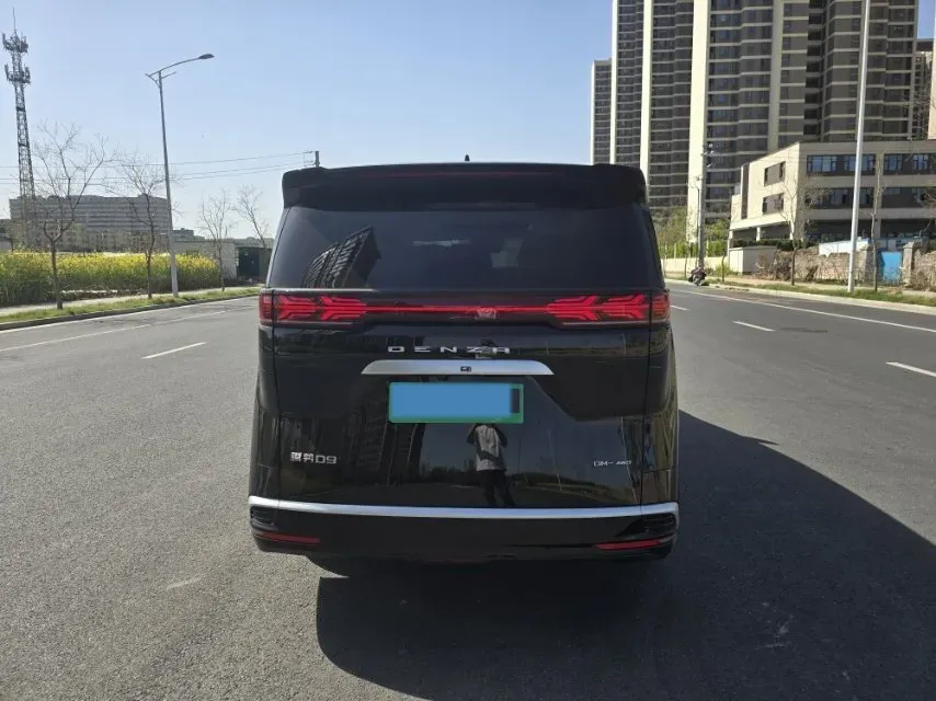 2025 Denza D9 1.5T 156HP L4 E-CVT PHEV 40KWH,autocango,china used car exporter,china ev exporter,chinese used car exporter,chinese used ev exporter