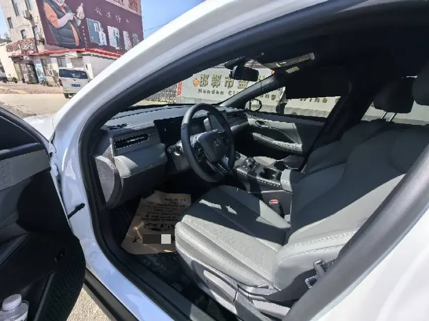 2025 BYD Seal05 DM-i 1.5L 101HP L4 E-CVT PHEV 7.68KWH,autocango,china used car exporter,china ev exporter,chinese used car exporter,chinese used ev exporter