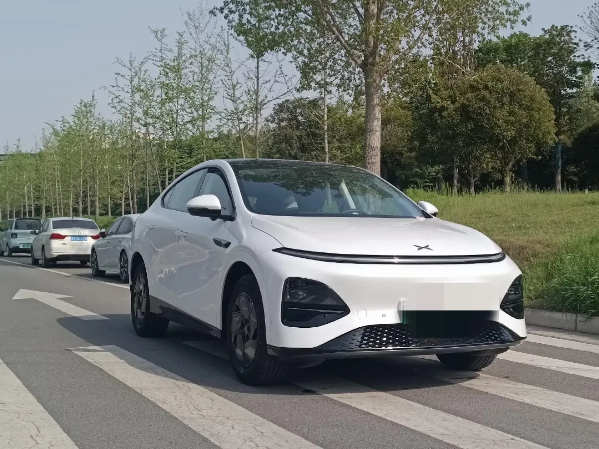 2025 Xpeng G6 BEV 68.5KWH,autocango,china used car exporter,china ev exporter,chinese used car exporter,chinese used ev exporter