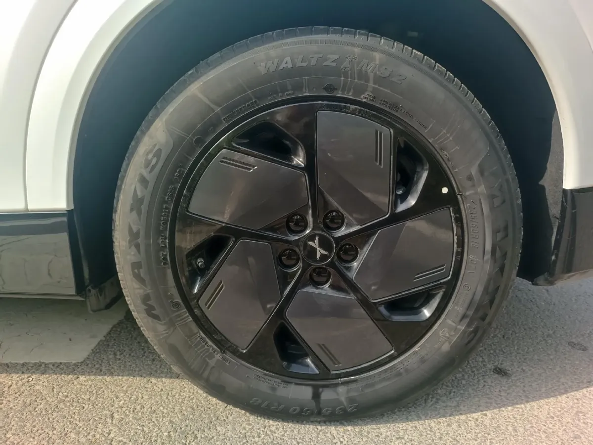 2025 Xpeng G6 BEV 68.5KWH,autocango,china used car exporter,china ev exporter,chinese used car exporter,chinese used ev exporter