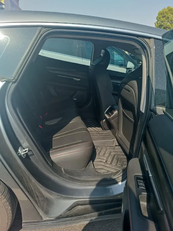 2020 Xpeng P7 BEV 70.8KWH,autocango,china used car exporter,china ev exporter,chinese used car exporter,chinese used ev exporter