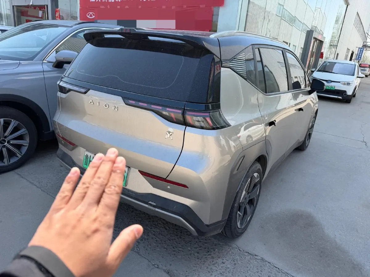 2022 Geely Okavango 1.8T 184HP L4 7DCT,autocango,china used car exporter,china ev exporter,chinese used car exporter,chinese used ev exporter