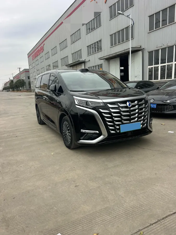 2025 Denza D9 1.5T 156HP L4 E-CVT PHEV 40KWH,autocango,china used car exporter,china ev exporter,chinese used car exporter,chinese used ev exporter