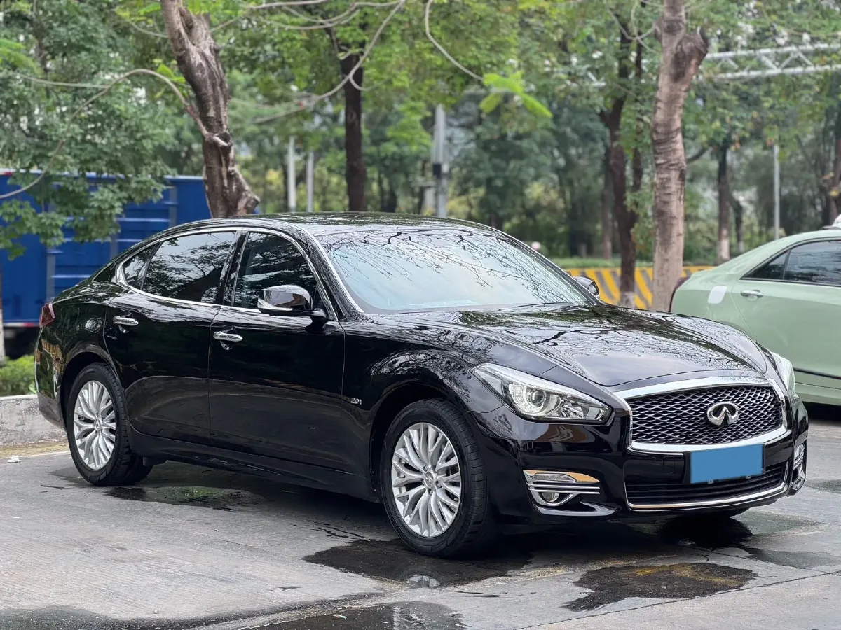 2019 Alfa Romeo Giulia 2.0T 280HP L4 8AT,autocango,china used car exporter,china ev exporter,chinese used car exporter,chinese used ev exporter