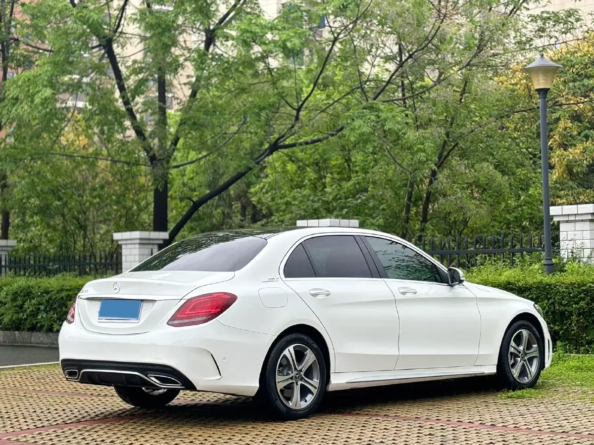 2020 Mercedes-Benz C Class 1.5T 184HP L4 9AT,autocango,china used car exporter,china ev exporter,chinese used car exporter,chinese used ev exporter
