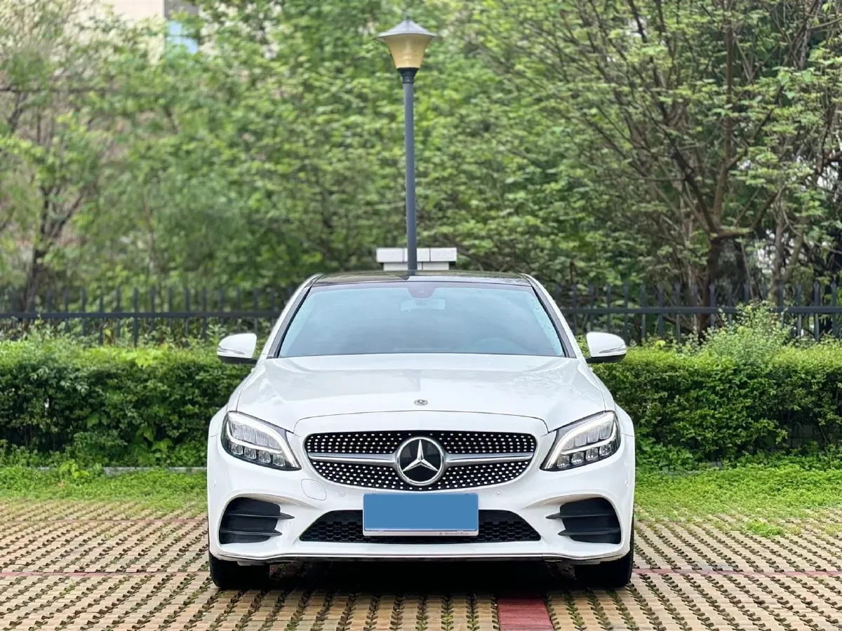 2020 Mercedes-Benz C Class 1.5T 184HP L4 9AT,autocango,china used car exporter,china ev exporter,chinese used car exporter,chinese used ev exporter