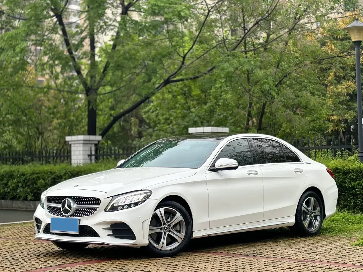 2020 Mercedes-Benz C Class 1.5T 184HP L4 9AT,autocango,china used car exporter,china ev exporter,chinese used car exporter,chinese used ev exporter