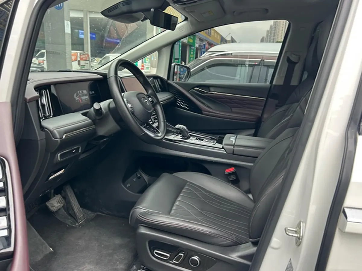 2024 GAC Trumpchi M8 2.0T 252HP L4 8AT,autocango,china used car exporter,china ev exporter,chinese used car exporter,chinese used ev exporter