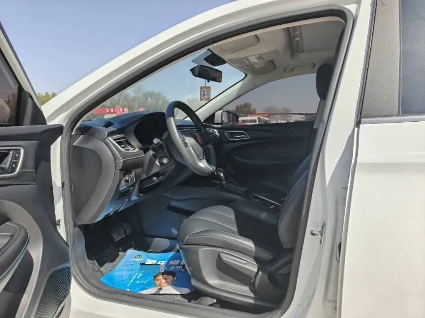 2019 Roewe i5 1.5L 120HP L4 CVT,autocango,china used car exporter,china ev exporter,chinese used car exporter,chinese used ev exporter