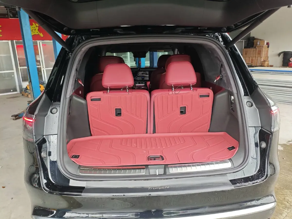 2025 AITO AITO M8 REEV 160HP REEV 53.4KWH,autocango,china used car exporter,china ev exporter,chinese used car exporter,chinese used ev exporter