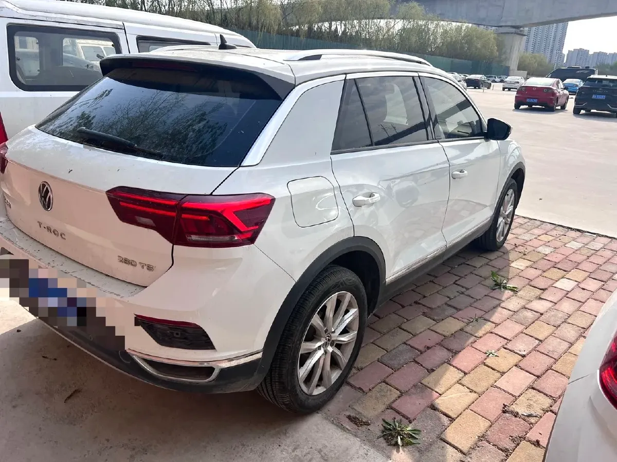 2022 Volkswagen T-Roc 1.4T 150HP L4 7DCT,autocango,china used car exporter,china ev exporter,chinese used car exporter,chinese used ev exporter