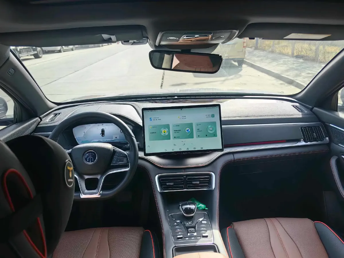 2022 Ford Mondeo 2.0T 238HP L4 8AT,autocango,china used car exporter,china ev exporter,chinese used car exporter,chinese used ev exporter