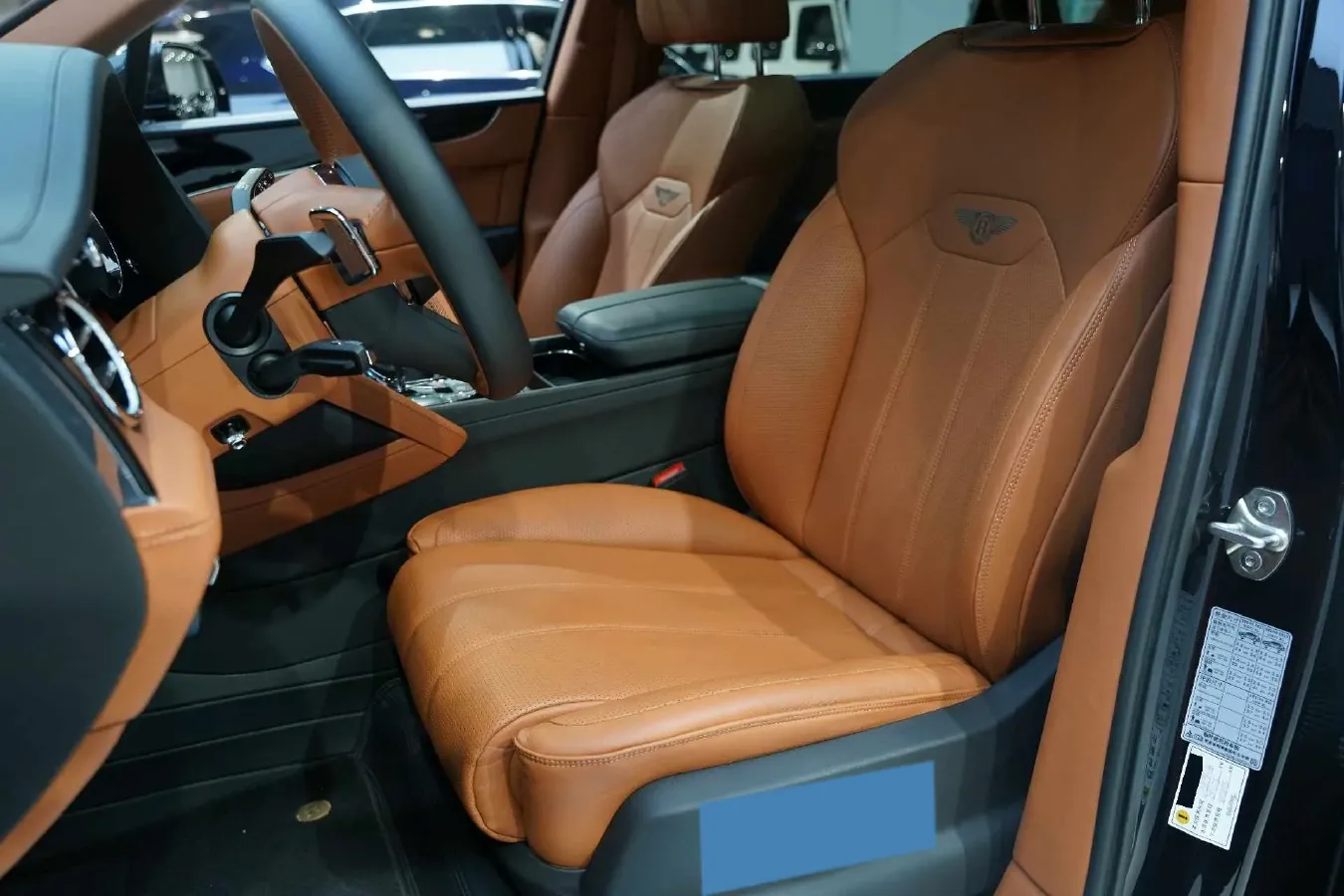 2021 Bentley Bentayga 3.0T 340HP V6 8AT PHEV 17.3KWH,autocango,china used car exporter,china ev exporter,chinese used car exporter,chinese used ev exporter